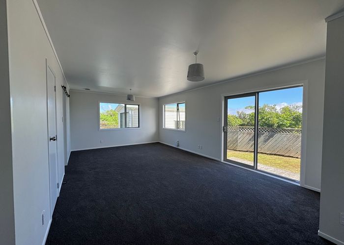  at 8 Chetwode Grove, Newlands, Wellington