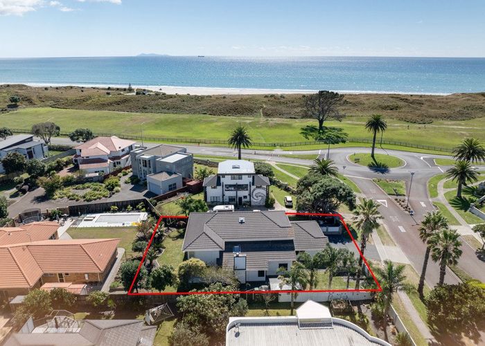  at 6 Palm Beach Boulevard, Papamoa Beach, Papamoa