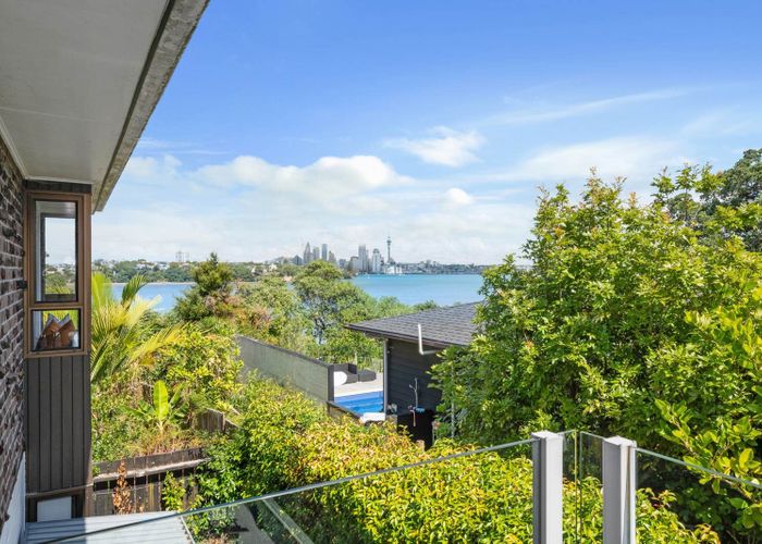  at 2/59 Norwood Road, Bayswater, North Shore City, Auckland