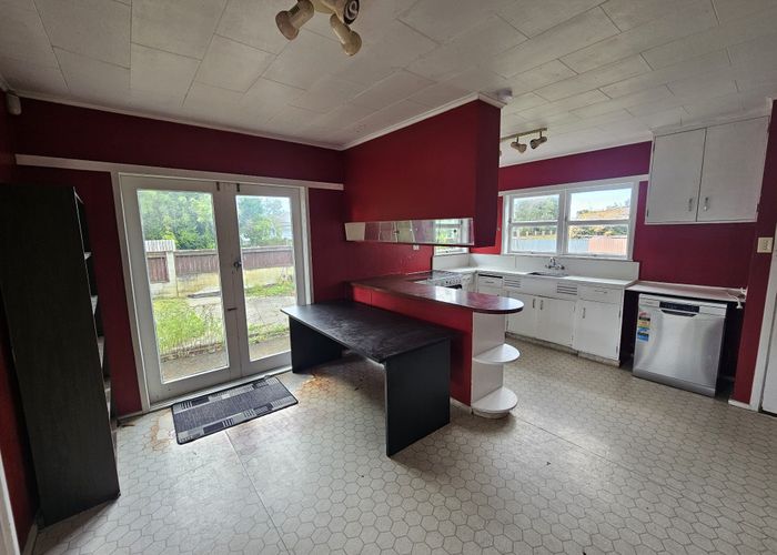  at 1217 Willowpark Road North, Mayfair, Hastings, Hawke's Bay