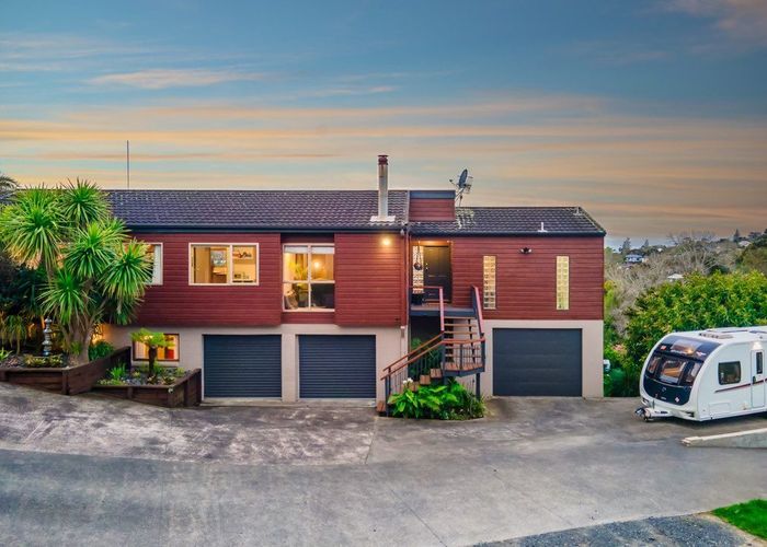  at 47 Haseler Crescent, Howick, Auckland