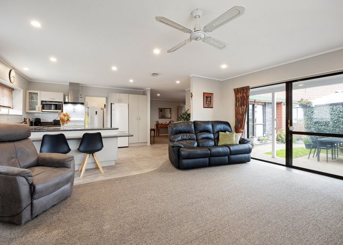  at 46 Lansdowne Crescent, Glenview, Hamilton, Waikato