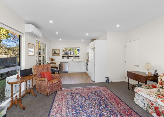  at 2/361 Avonhead Road, Avonhead, Christchurch City, Canterbury