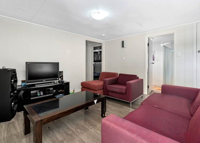  at 125A Vodanovich Road, Te Atatu South, Auckland