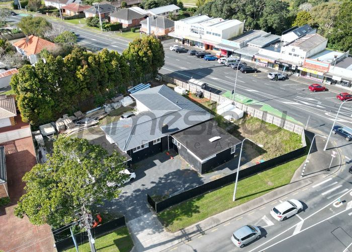  at 1215 Dominion Road, Mount Roskill, Auckland City, Auckland