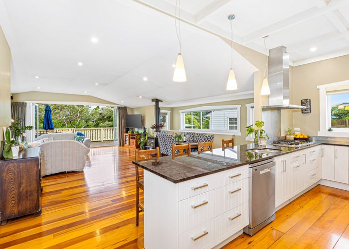  at 40 Rangatira Road, Birkenhead, Auckland