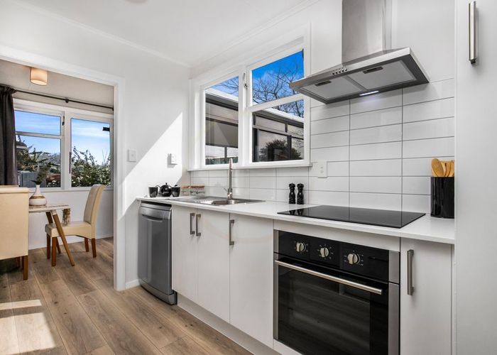  at 36 Courtenay Crescent, Mangere East, Auckland