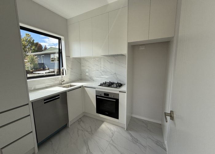  at 22 Cantina Avenue, Bayview, Auckland