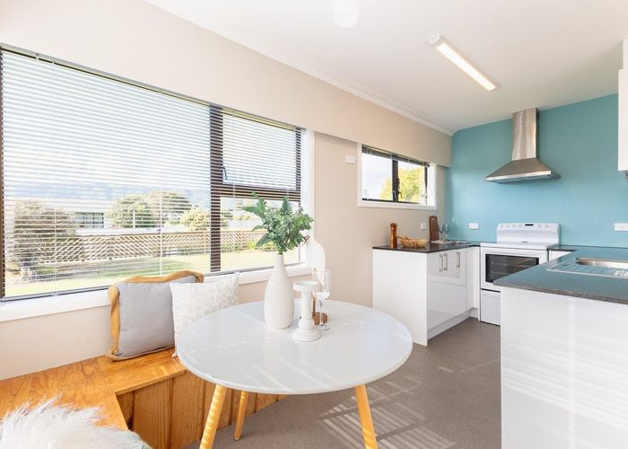  at 26 Reeves Street, Waikanae Beach, Kapiti Coast, Wellington