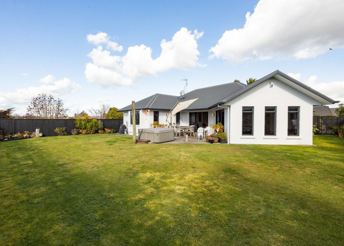  at 16 Strathconnan Court, Rototuna, Hamilton