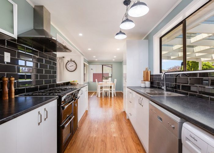  at 22 Tacoma Drive, Totara Park, Upper Hutt, Wellington