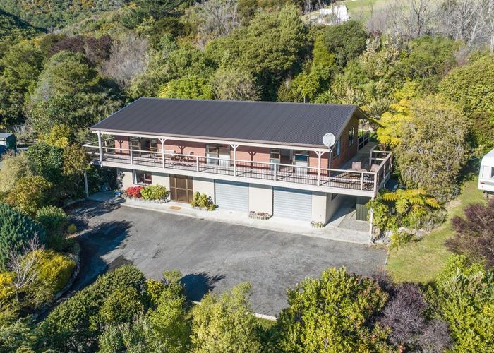  at 7 Matai Place, Waikawa, Picton