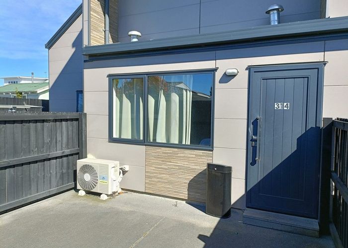  at 12/116 Stanmore Road, Linwood, Christchurch City, Canterbury