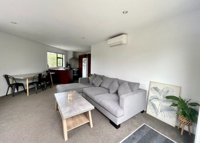  at 43D Dominion Park Street, Johnsonville, Wellington