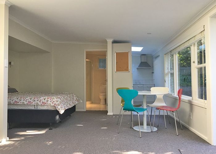  at 37 Silverstream Road, Crofton Downs, Wellington