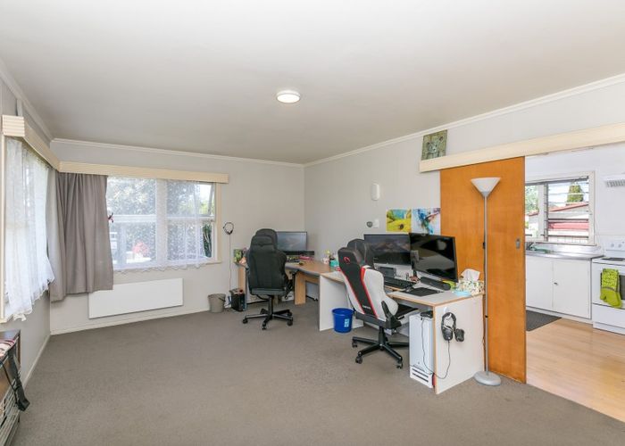  at 9 Sheridan Street, Silverdale, Hamilton
