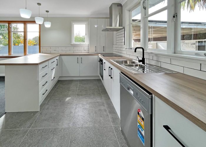  at 4 Moray Place, Highbury, Palmerston North, Manawatu / Whanganui