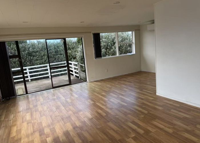  at 11 Tennyson Street, Northcote Point, Auckland