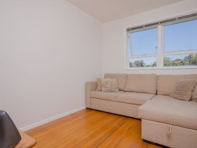  at 3 Thuja Street, Green Bay, Waitakere City, Auckland