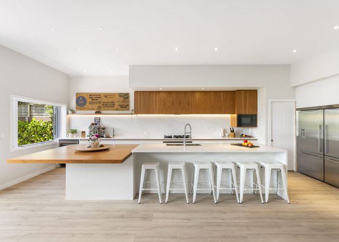  at 16 Braemar Road, Rothesay Bay, North Shore City, Auckland