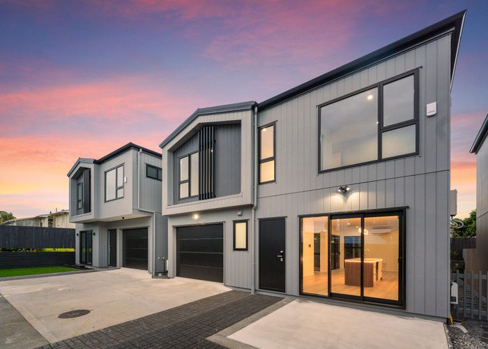  at 17C Sorrel Crescent, Bucklands Beach, Manukau City, Auckland