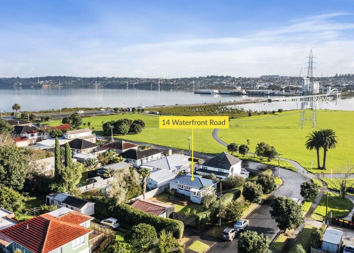  at 1/14 Waterfront Road, Māngere Bridge, Auckland