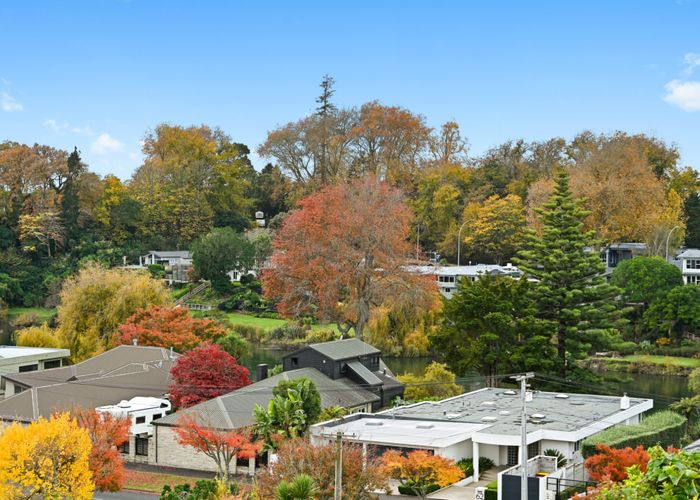  at 44 Beerescourt Road, Beerescourt, Hamilton