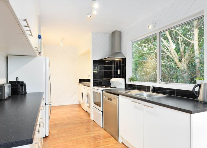  at 1/308 Don Buck Rd, Massey, Waitakere