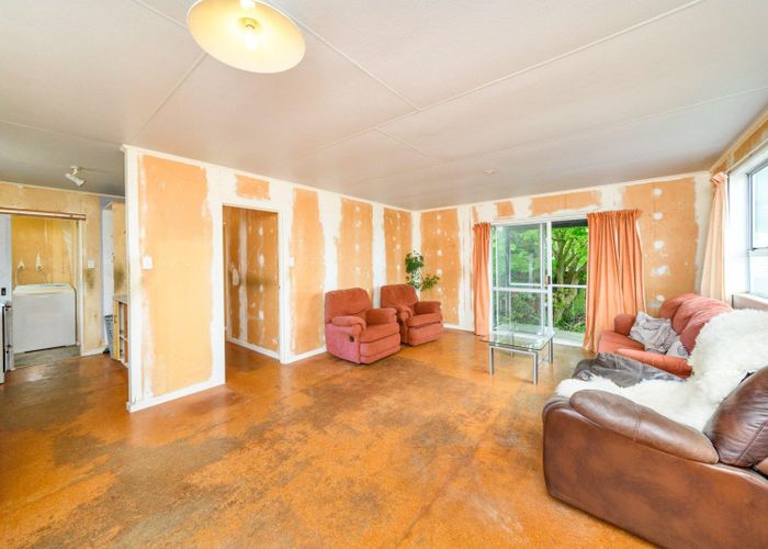  at 2 Tiller Close, Kelvin Grove, Palmerston North