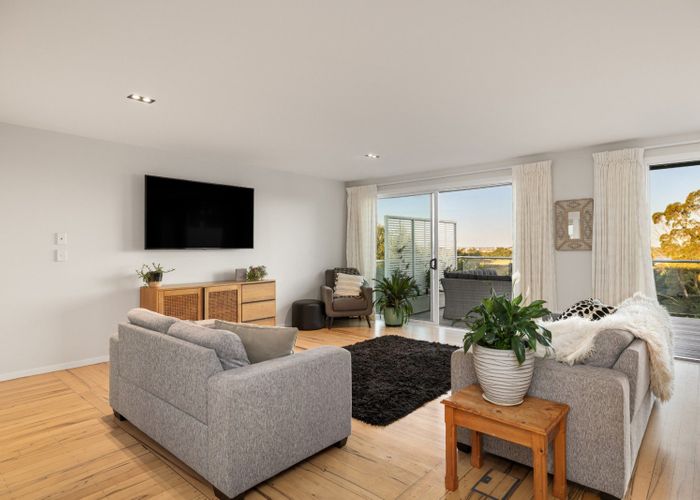  at 24 Claremont Terrace, Otumoetai, Tauranga, Bay Of Plenty