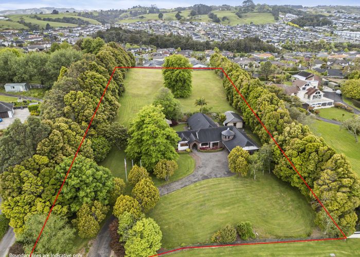  at 11 Gracechurch Drive, Flat Bush, Auckland