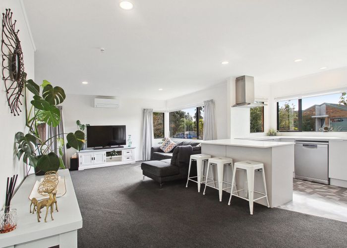  at 14 Kona Crescent, Henderson, Auckland