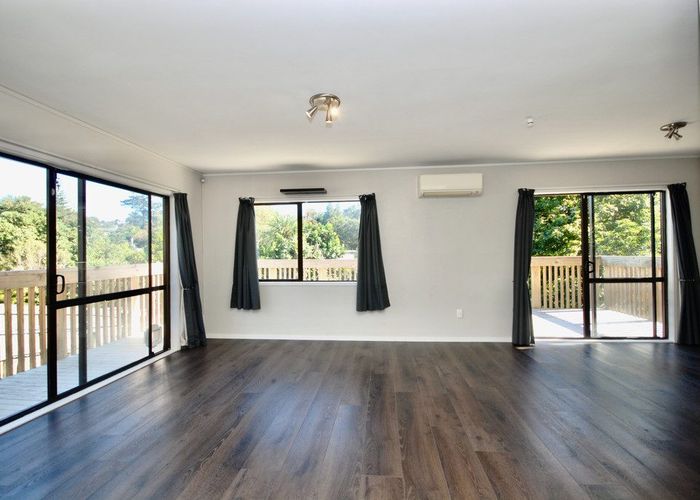  at 2/47 Flaxdale Street, Birkdale, North Shore City, Auckland