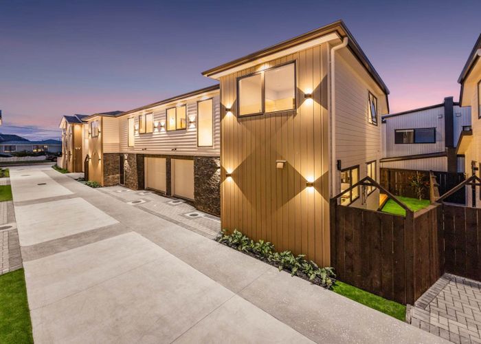  at LOT 5/39 Central Avenue, Papatoetoe, Manukau City, Auckland