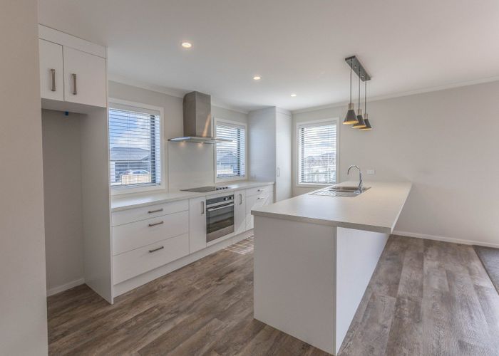  at 6 Corsica Court, Fitzherbert, Palmerston North, Manawatu / Whanganui