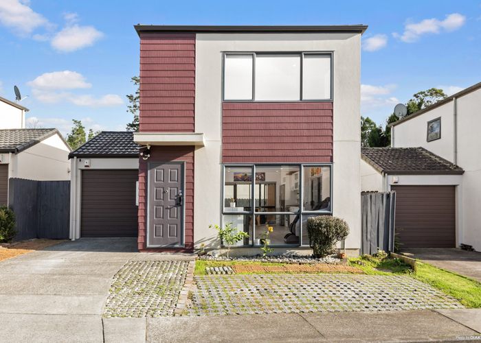 at 34 Rakich Place, Henderson, Auckland