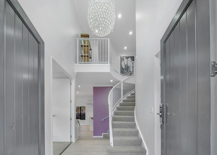  at 29 Midhurst Avenue, Henderson, Waitakere City, Auckland