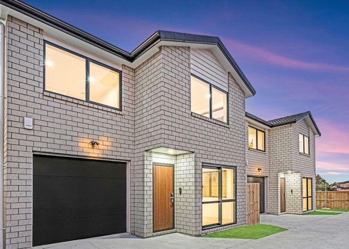  at 16 Buckland Road, Mangere East, Auckland