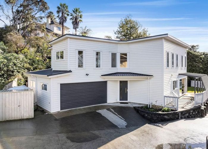  at 33E The Avenue, Albany, Auckland