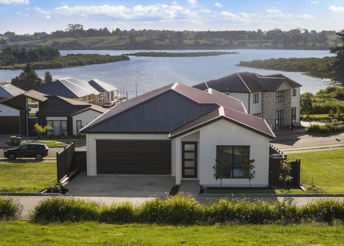  at 17 Emerald Avenue, Papakura, Papakura, Auckland