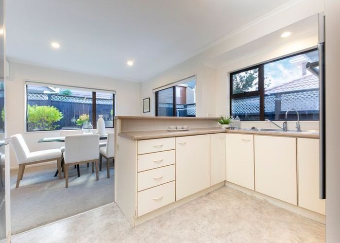  at 2/644 Manukau Road, Epsom, Auckland