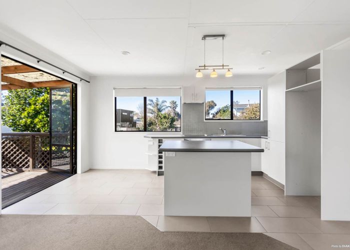  at 1297 Papamoa Beach Road, Papamoa Beach, Tauranga, Bay Of Plenty