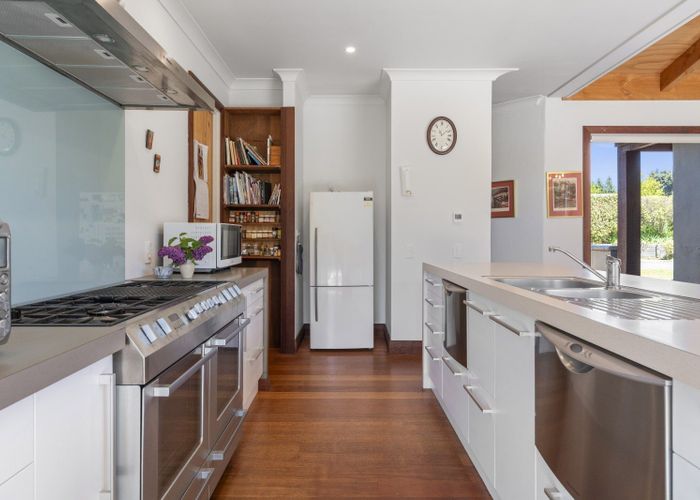  at 2/154 Mapara Road, Acacia Bay, Taupo, Waikato