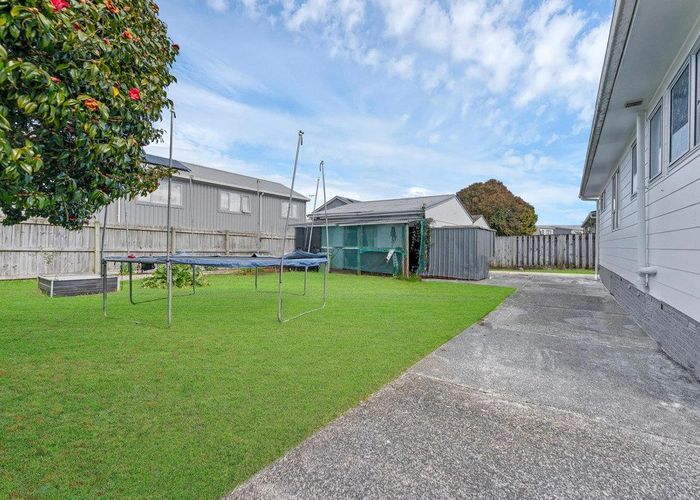  at 14 Bedlington Avenue, Manurewa, Manukau City, Auckland