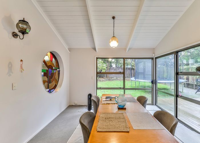  at 59 Porritt Avenue, Chatswood, Auckland