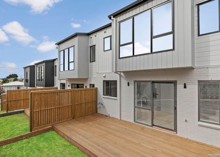 at 129B Barrack Road, Mount Wellington, Auckland City, Auckland