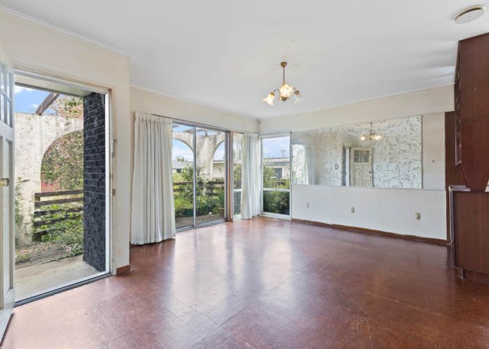  at 48 Hokianga Street, Mangere East, Manukau City, Auckland