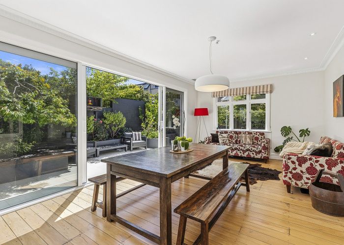  at 8 Plymouth Street, Karori, Wellington, Wellington