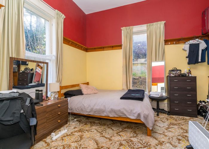  at 8 Heriot Row, Dunedin Central, Dunedin