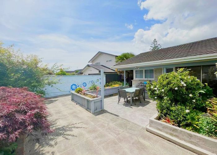  at 5 Serrita Avenue, Sunnyhills, Manukau City, Auckland